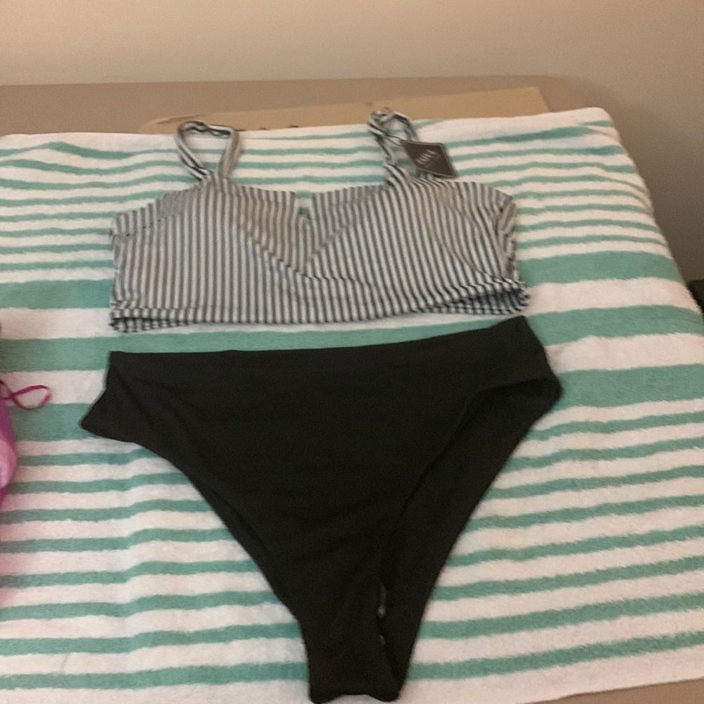 Zaful plus sized bikini NWT